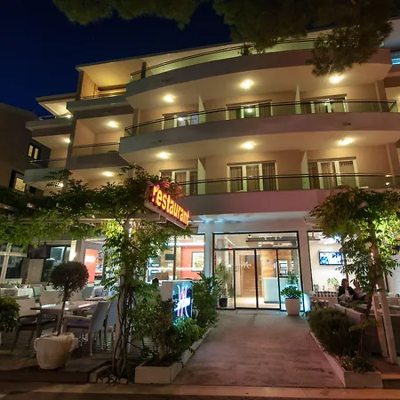 Maritimo Szálloda Makarska