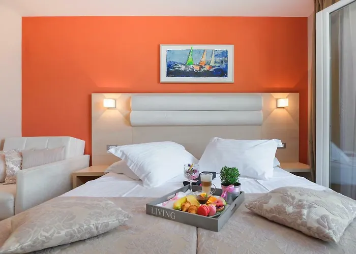 Hotell Maritimo Makarska
